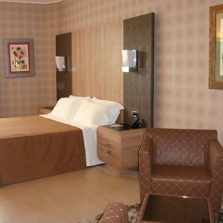 Thotel Lamezia Lamezia Terme Eksteriør billede