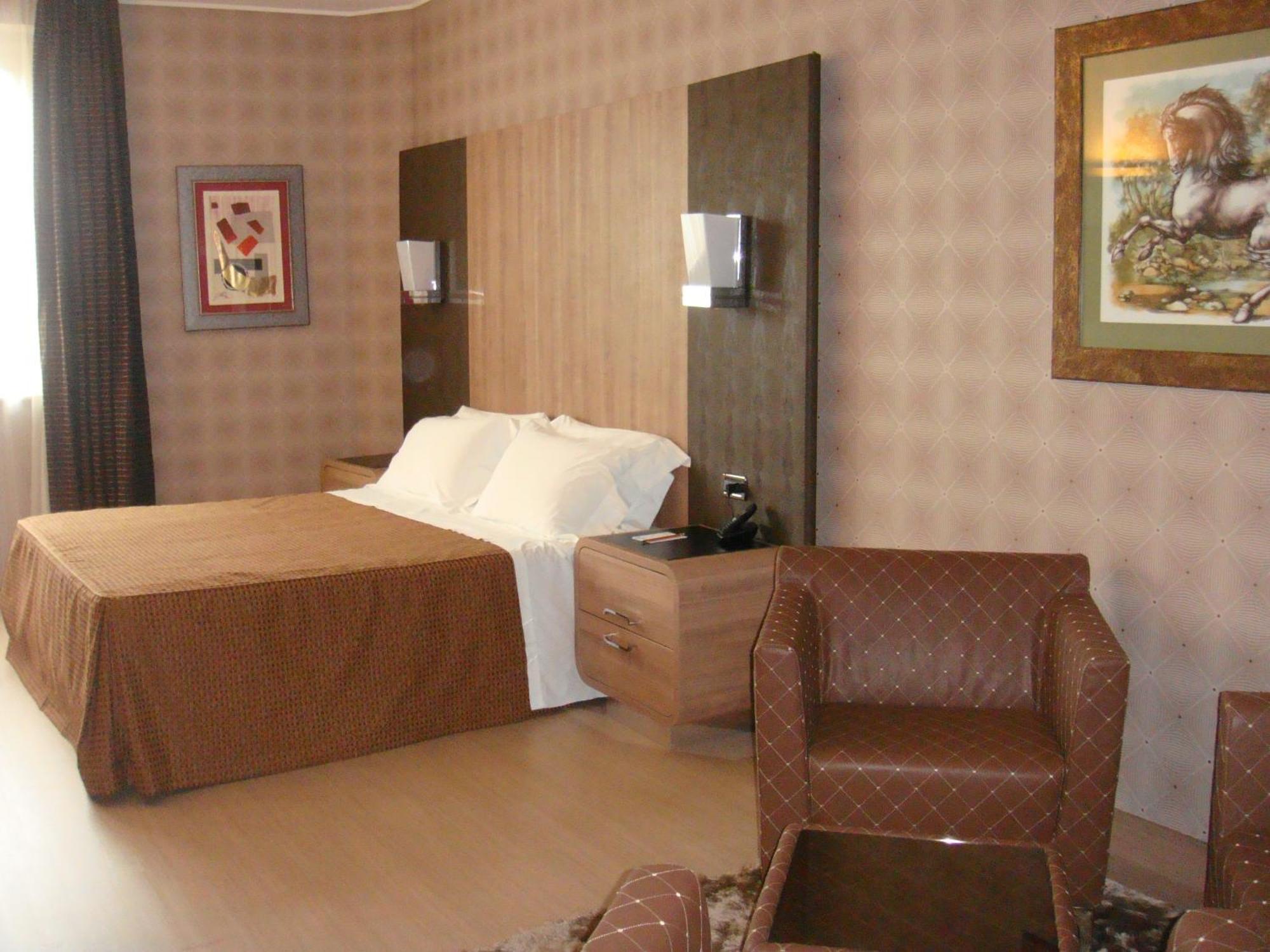Thotel Lamezia Lamezia Terme Eksteriør billede