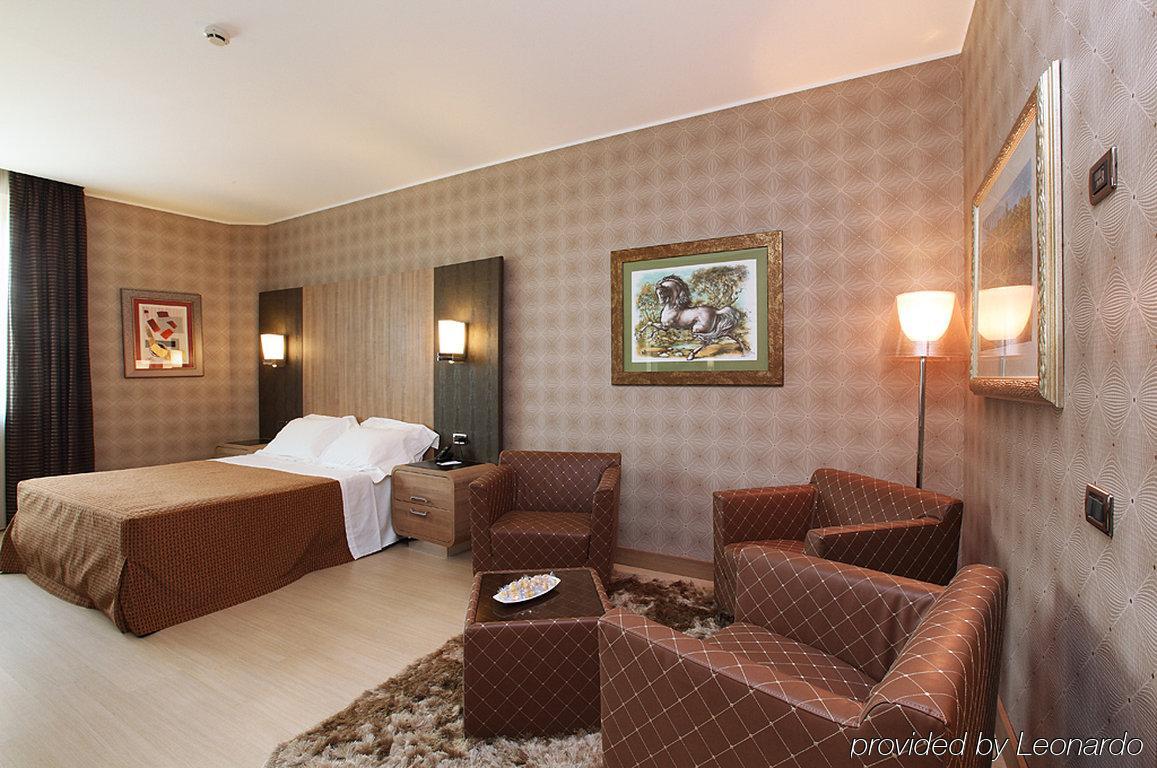 Thotel Lamezia Lamezia Terme Eksteriør billede