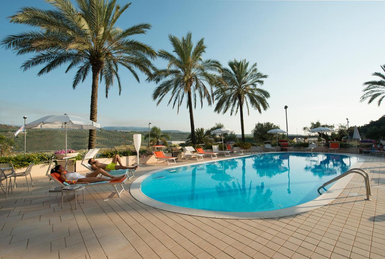Thotel Lamezia Lamezia Terme Eksteriør billede