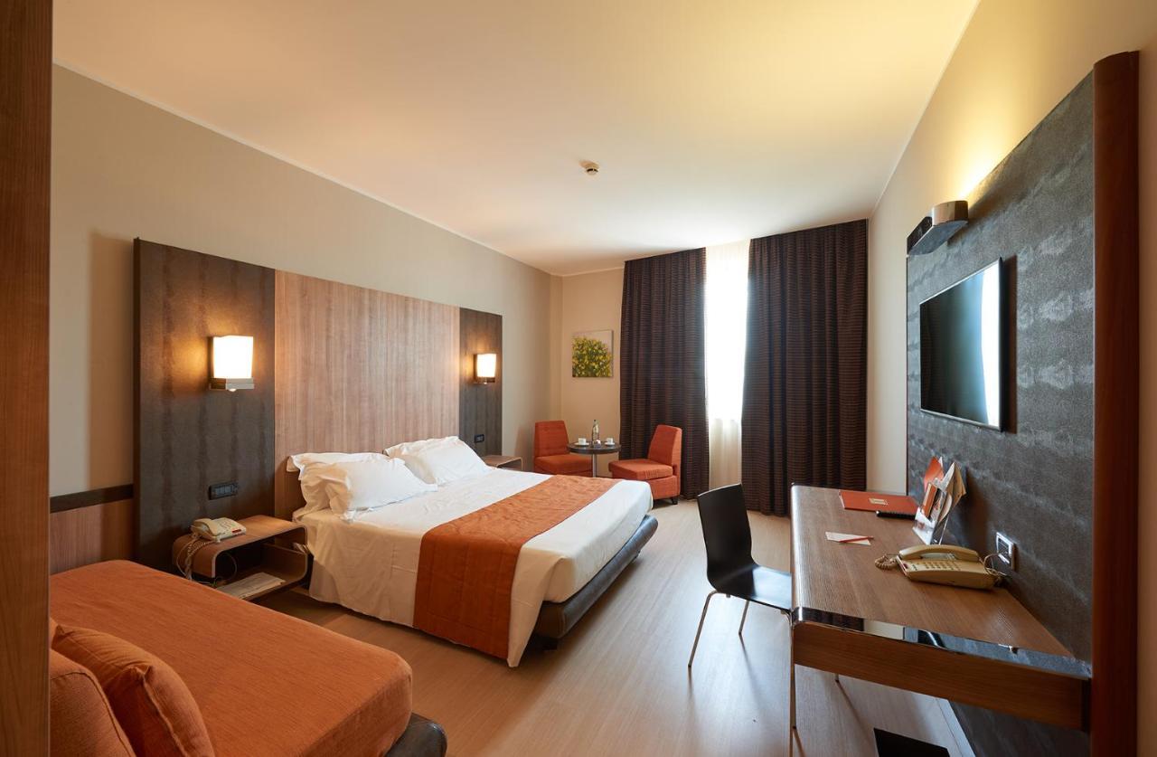 Thotel Lamezia Lamezia Terme Eksteriør billede